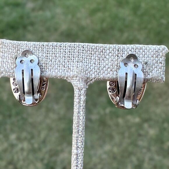 BARSE Clip-On Earrings Celtic Cross Glass Gold Silver Tone Oval Shape Rare 1" - Picture 6 of 8